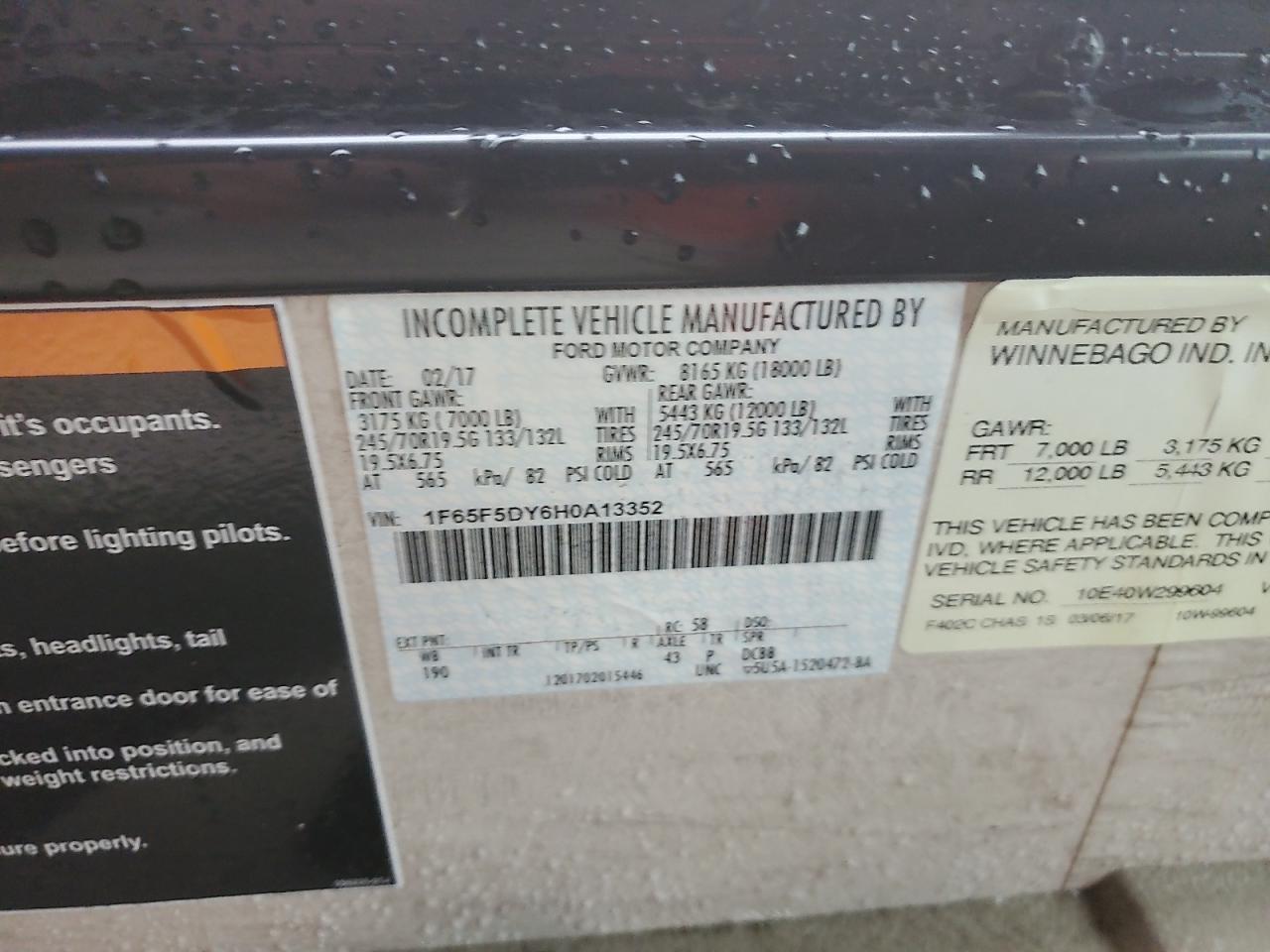 Lot #3296965826 2017 WINNEBAGO VISTA