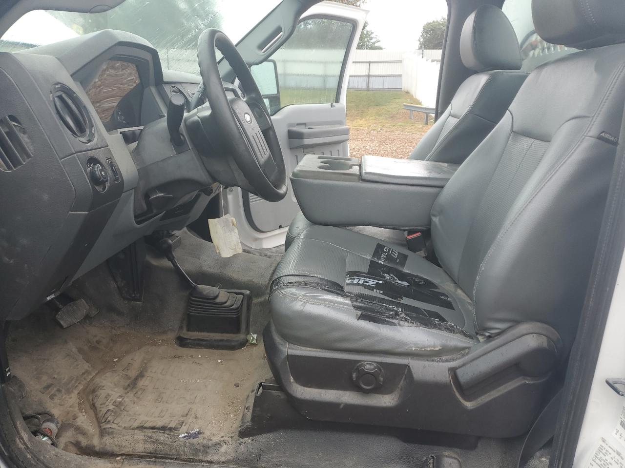 FORD F-550 SUPER DUTY