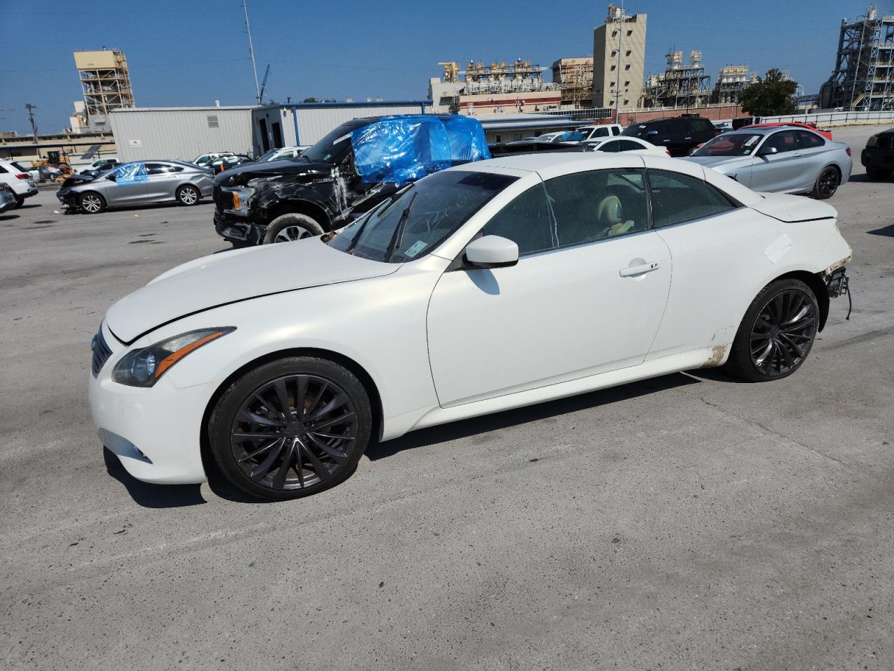 INFINITI G37 SPORT