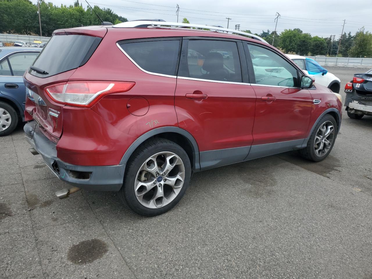 FORD ESCAPE TITANIUM