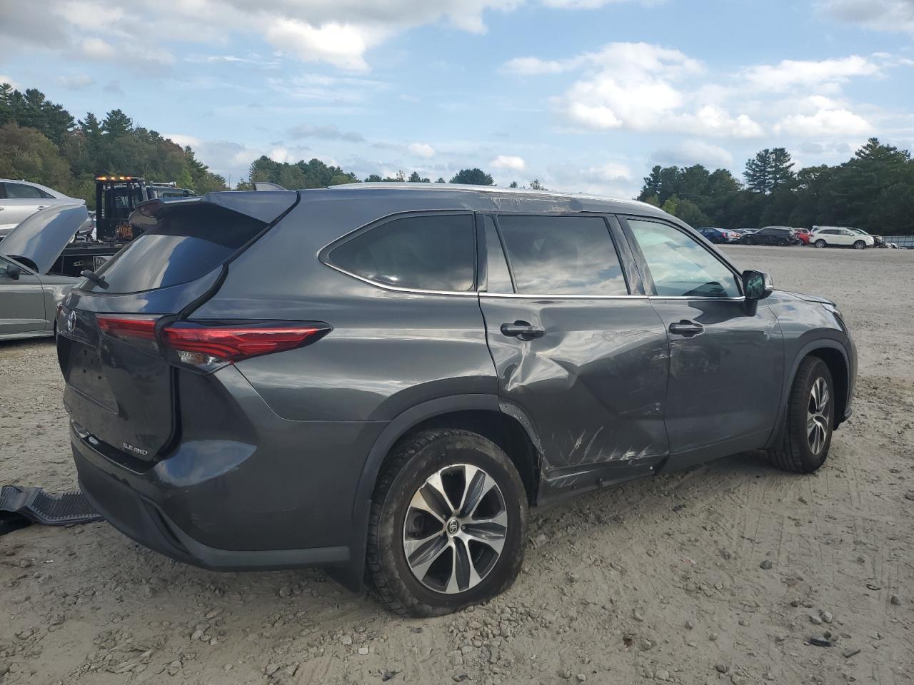 TOYOTA HIGHLANDER XLE