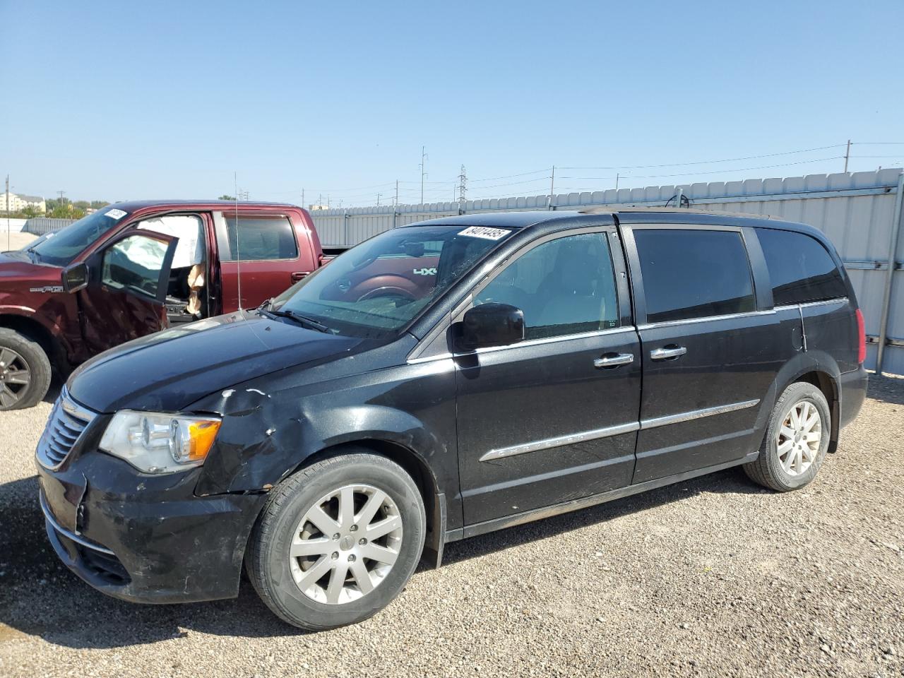 CHRYSLER TOWN & COUNTRY TOURING