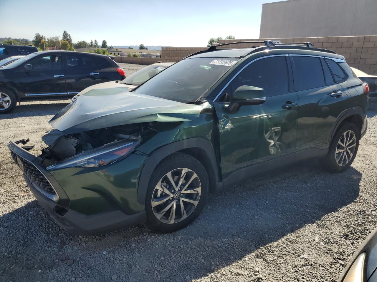 TOYOTA COROLLA CROSS XLE