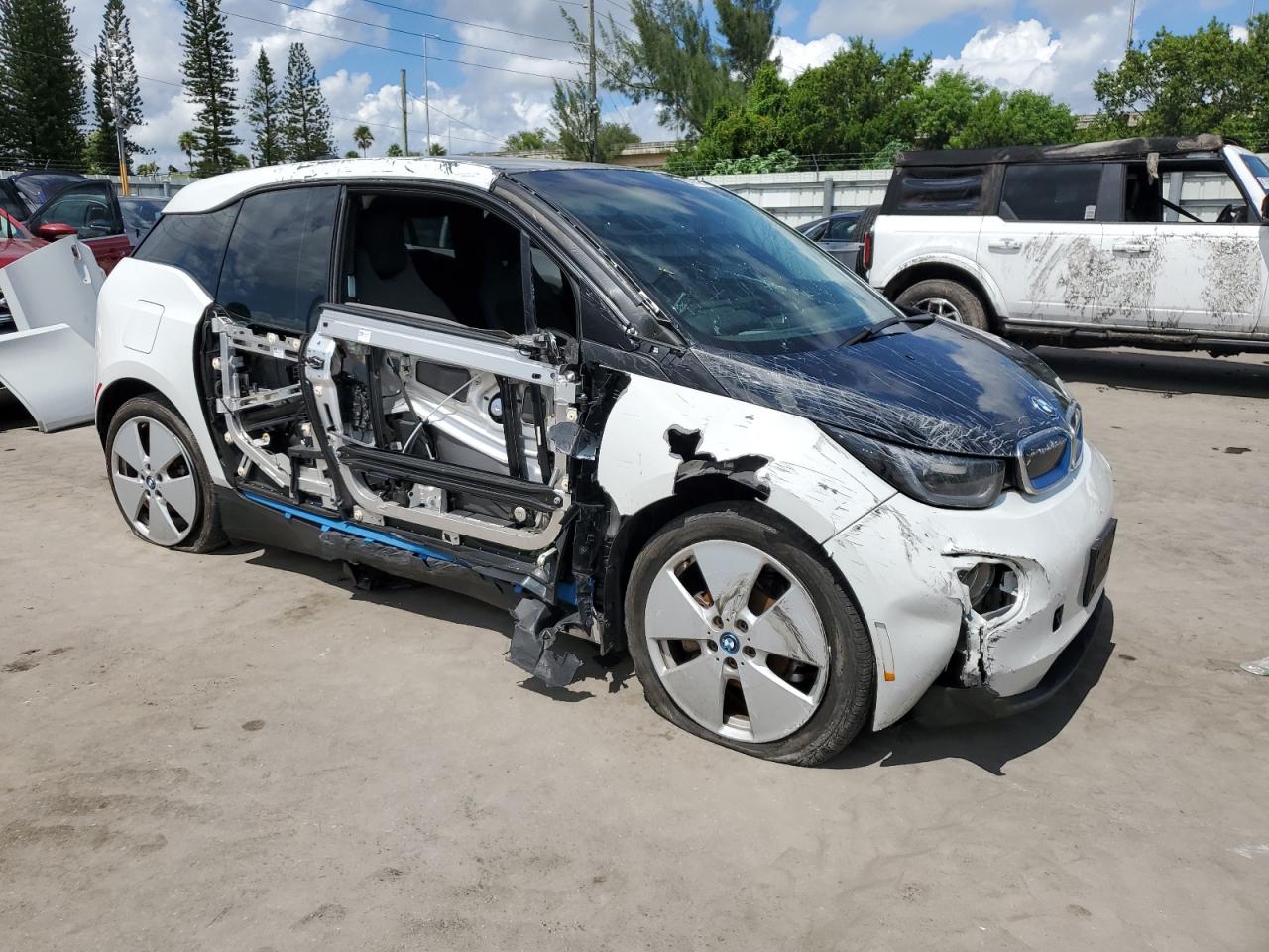 BMW I3 BEV