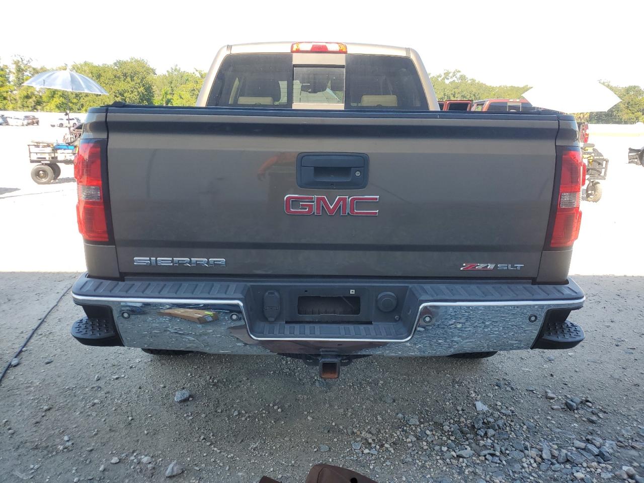 GMC SIERRA C1500 SLT