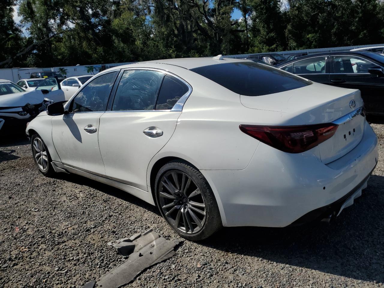 INFINITI Q50 BASE