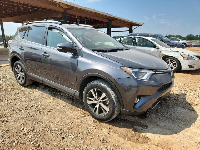 2017 TOYOTA RAV4 XLE JTMWFREV0HJ702357