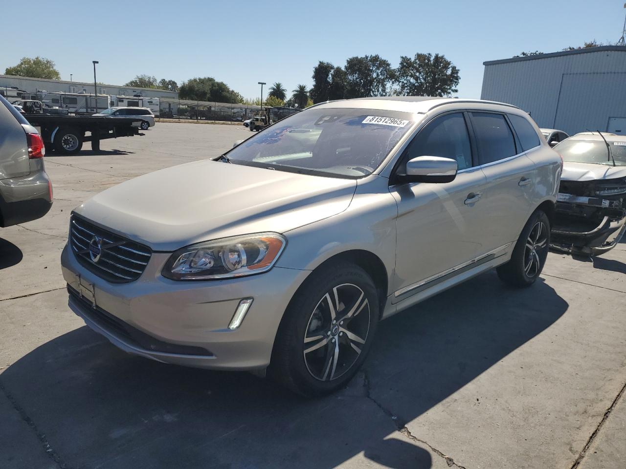 VOLVO XC60 T5 INSCRIPTION
