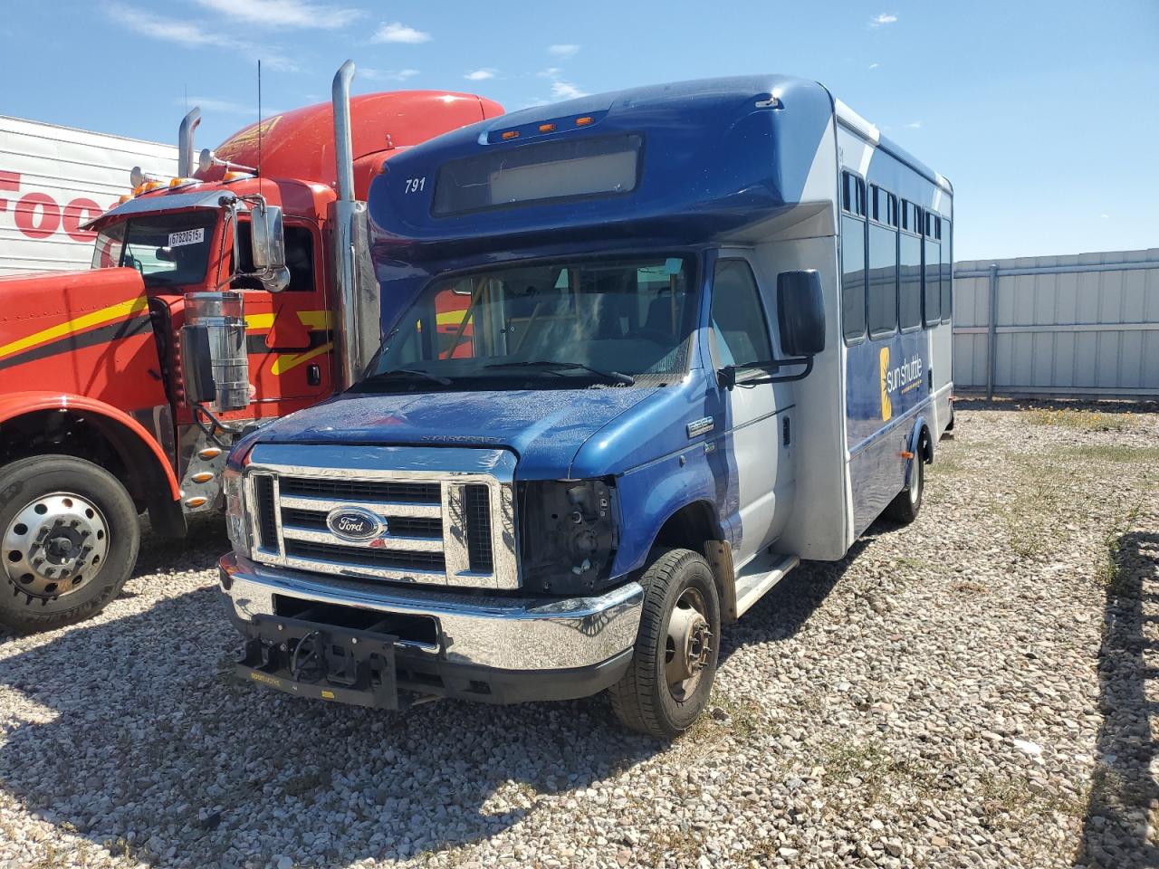 FORD ECONOLINE E350 SUPER DUTY CUTAWAY VAN