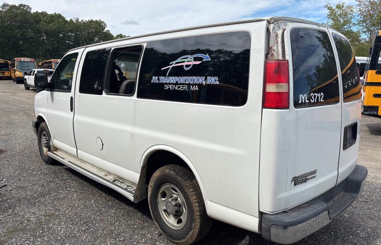 CHEVROLET EXPRESS LT