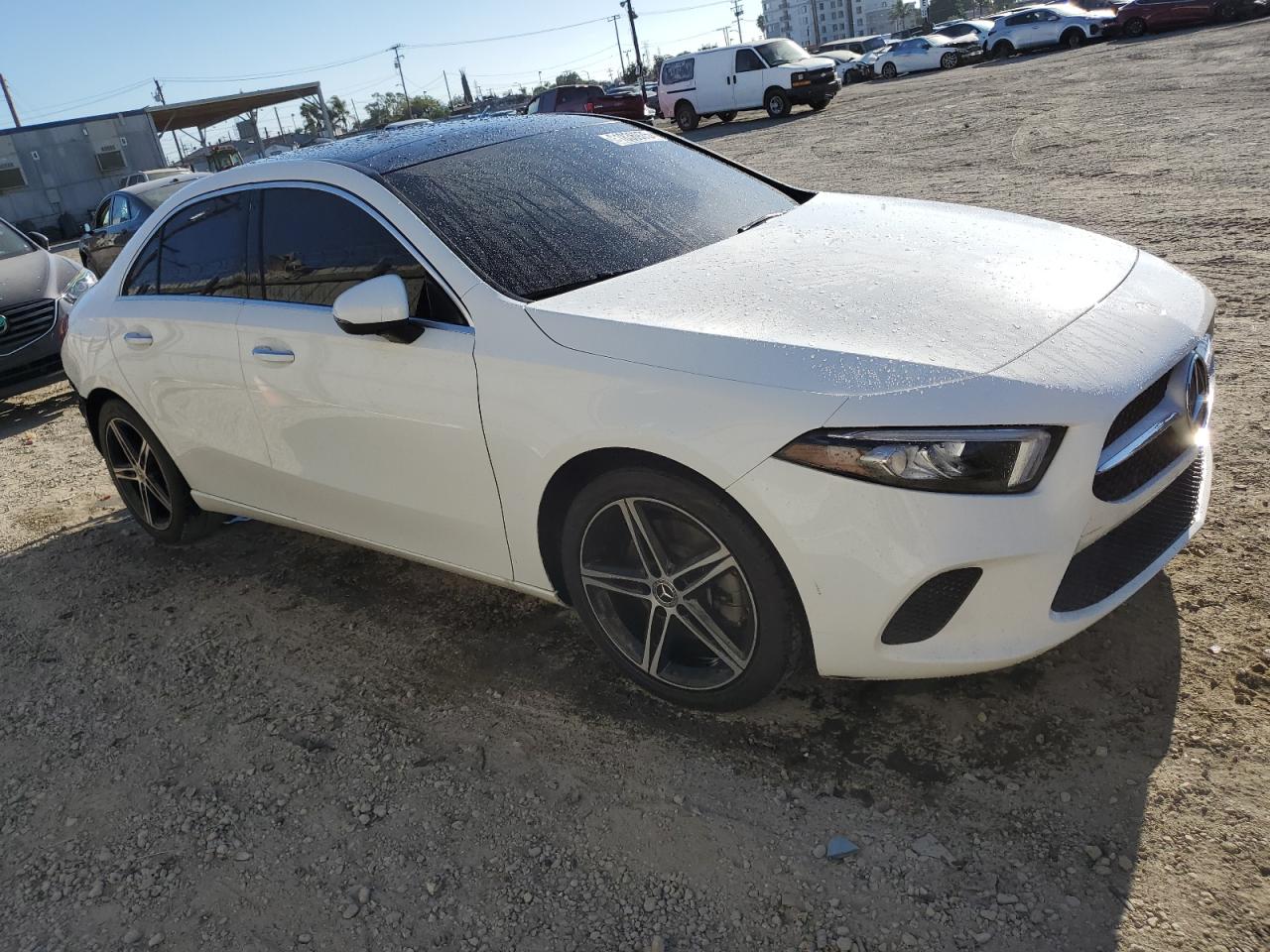 MERCEDES-BENZ A-CLASS 220