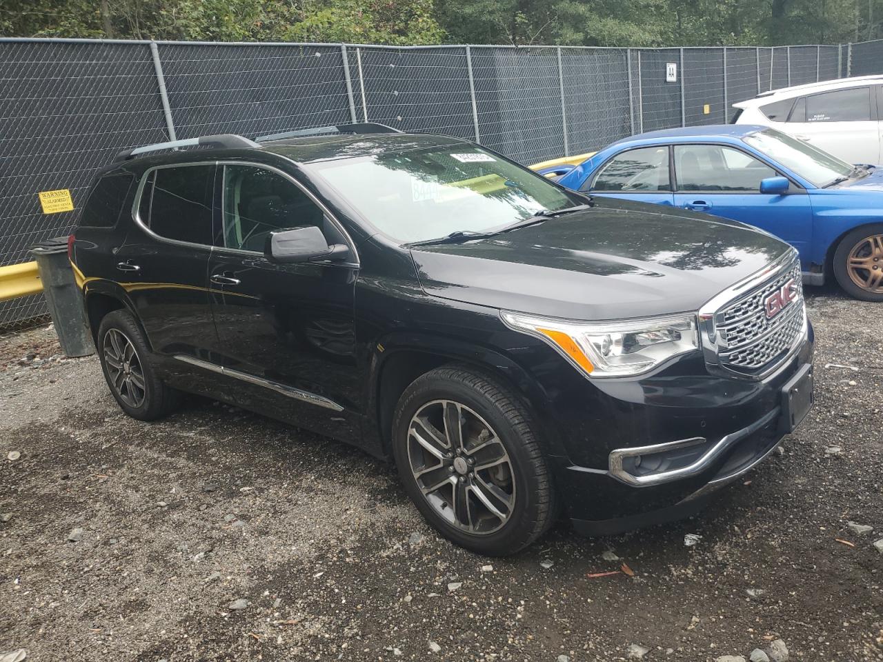 GMC ACADIA DENALI