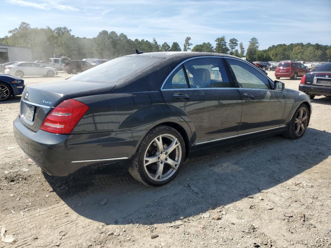 MERCEDES-BENZ S-CLASS 550 4MATIC