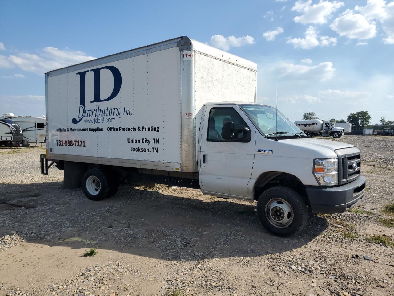 FORD ECONOLINE E450 SUPER DUTY CUTAWAY VAN