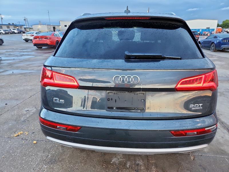 2018 AUDI Q5 PREMIUM WA1ANAFY7J2007004