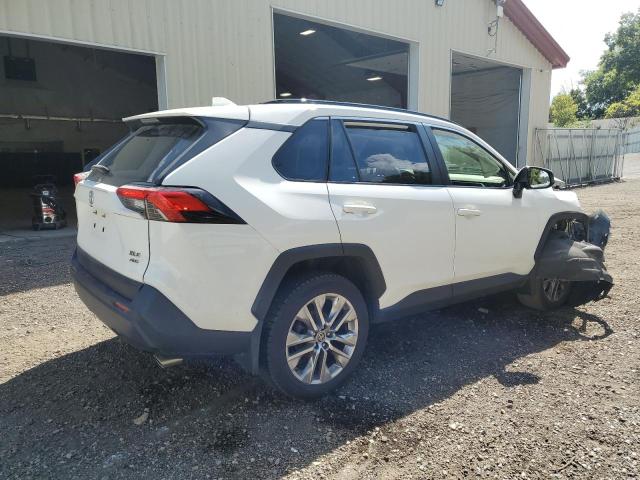 2020 TOYOTA RAV4 XLE P - JTMA1RFV7LD061562