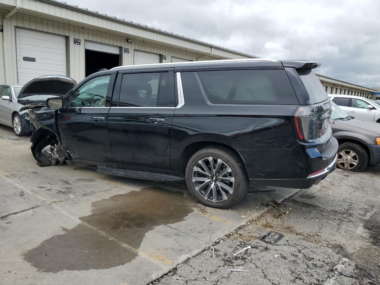 CHEVROLET SUBURBAN K1500 HIGH COUNTRY