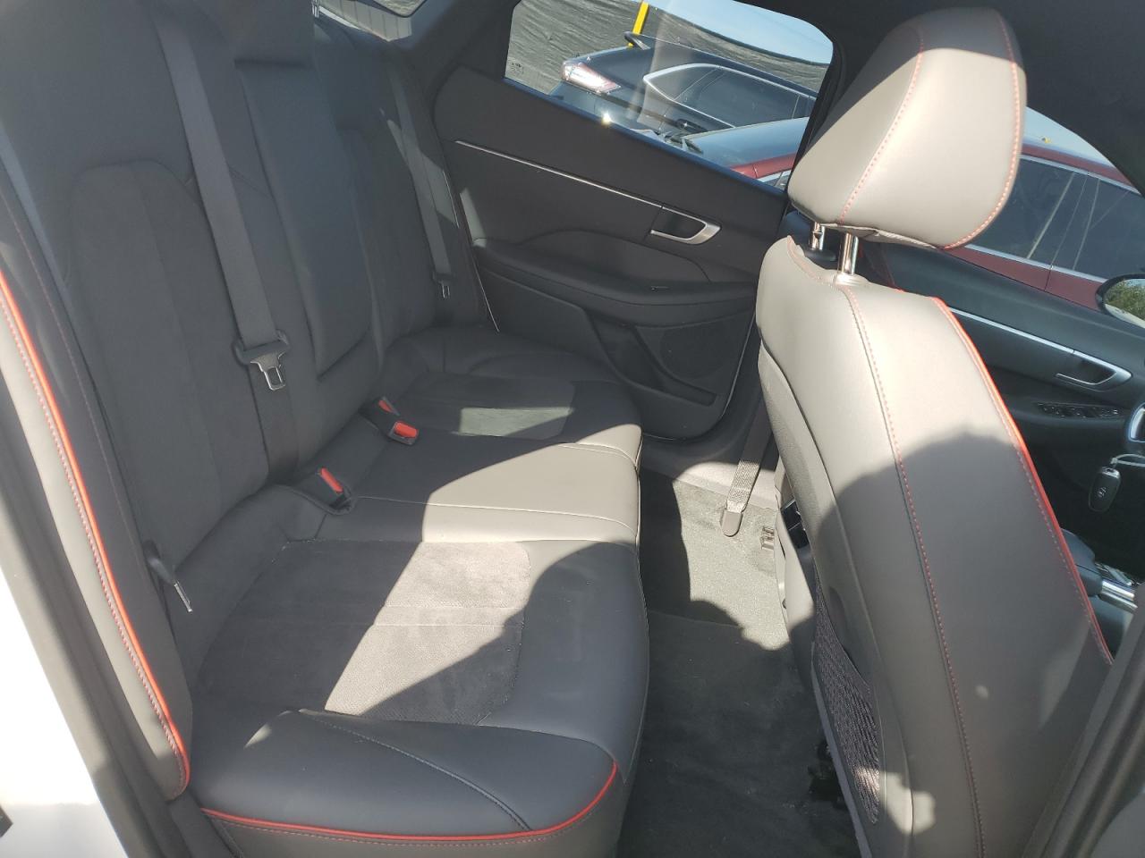 HYUNDAI SONATA SEL PLUS