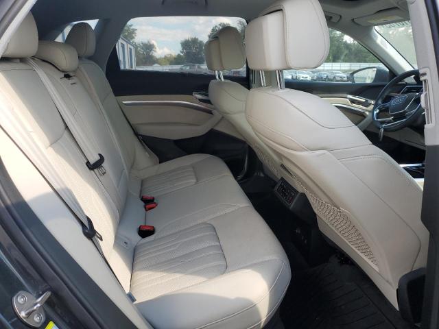 2019 AUDI E-TRON PRE WA1VABGE2KB009011