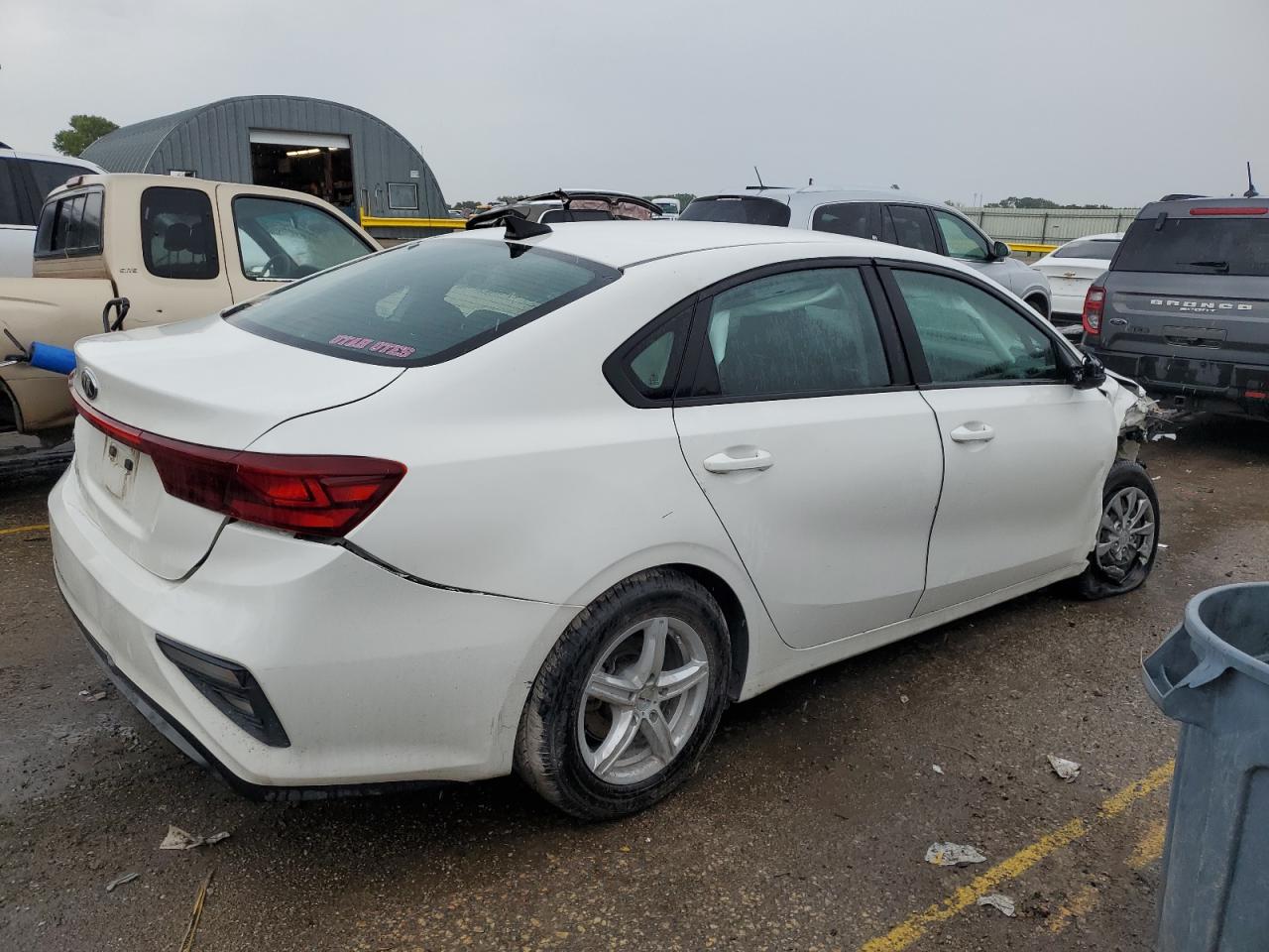 KIA FORTE FE