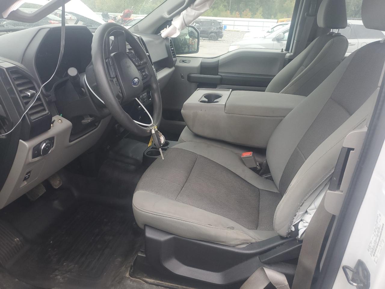 FORD F-150 SUPER CAB