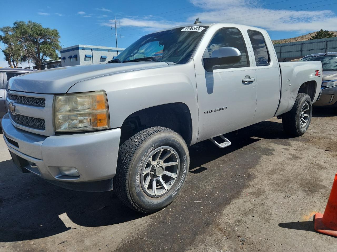 CHEVROLET SILVERADO K1500 LT
