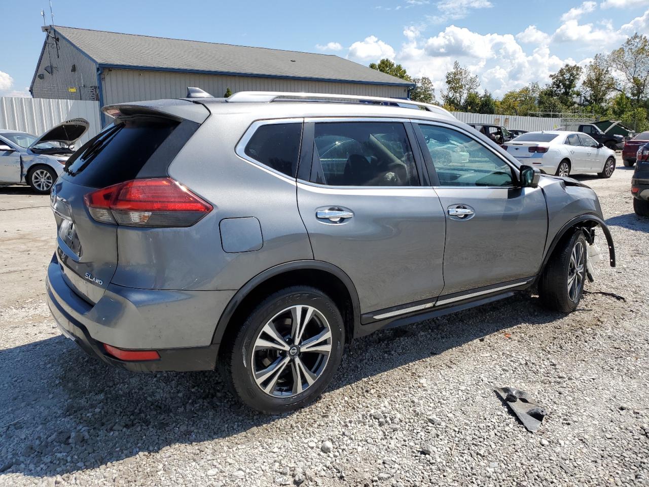 NISSAN ROGUE SV