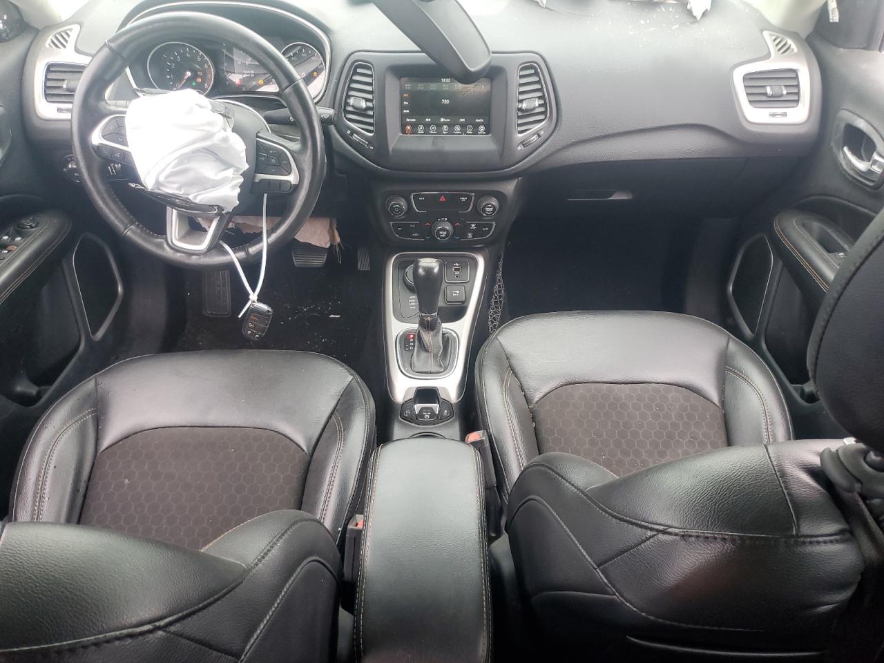 JEEP COMPASS LATITUDE