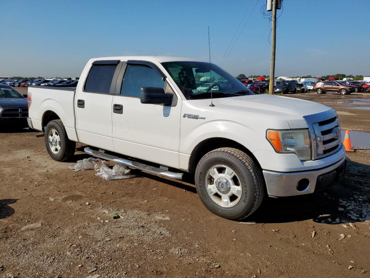 FORD F-150 SUPERCREW