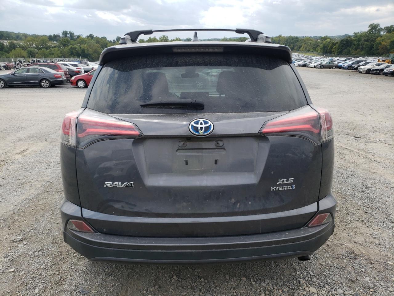 Lot #3311697230 2018 TOYOTA RAV4 HV LE