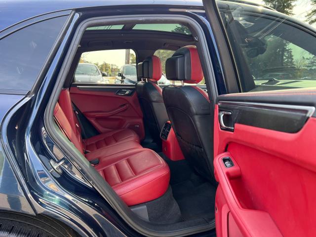 2017 PORSCHE MACAN GTS WP1AG2A57HLB56325