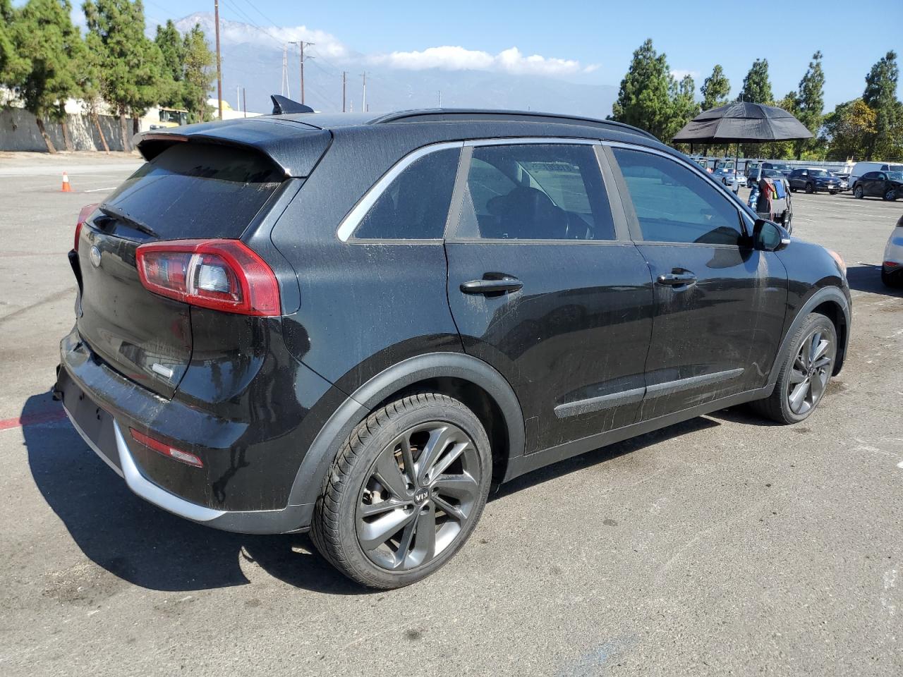 KIA NIRO EX