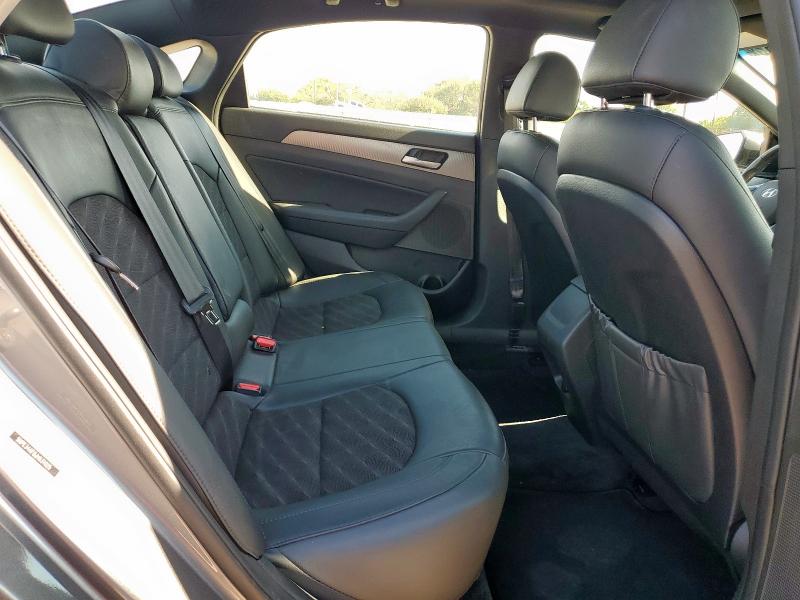 2018 HYUNDAI SONATA SPO 5NPE34AF8JH631025