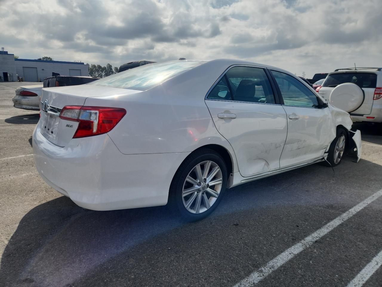 TOYOTA CAMRY L