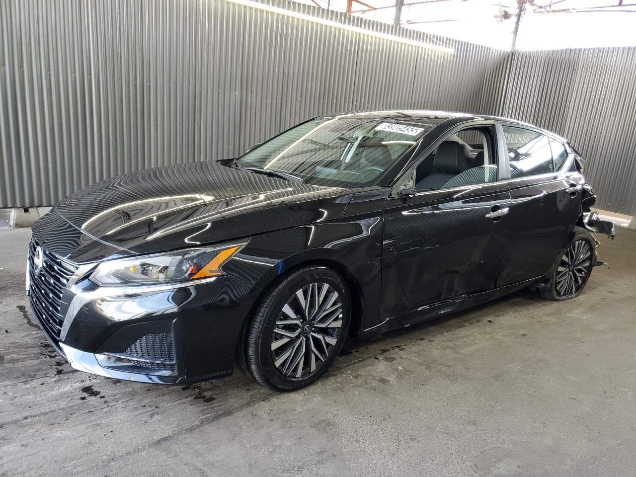 NISSAN ALTIMA SV