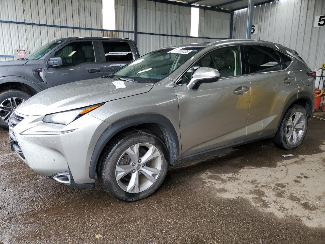 LEXUS NX 200T BASE