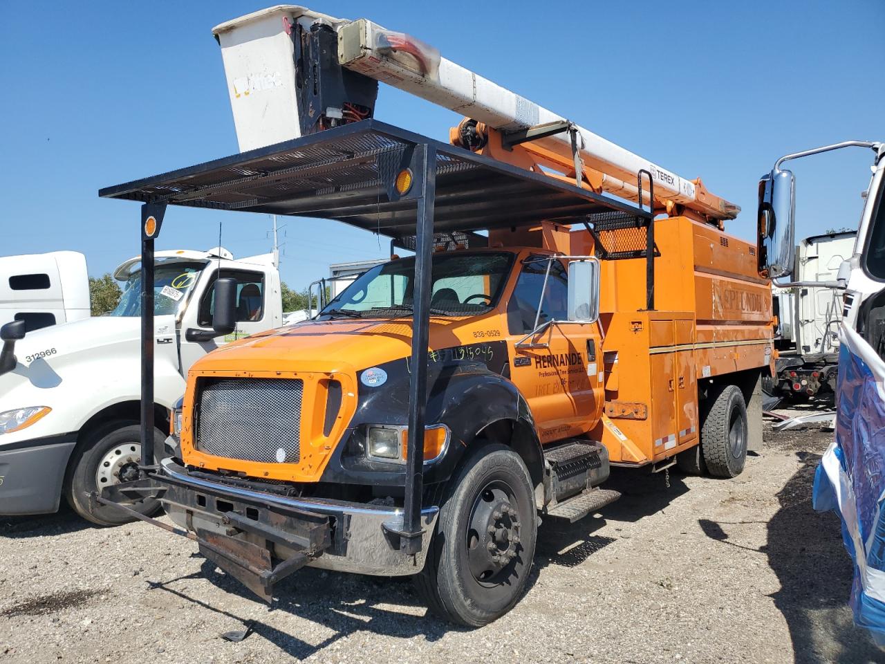 FORD F-750 SUPER DUTY