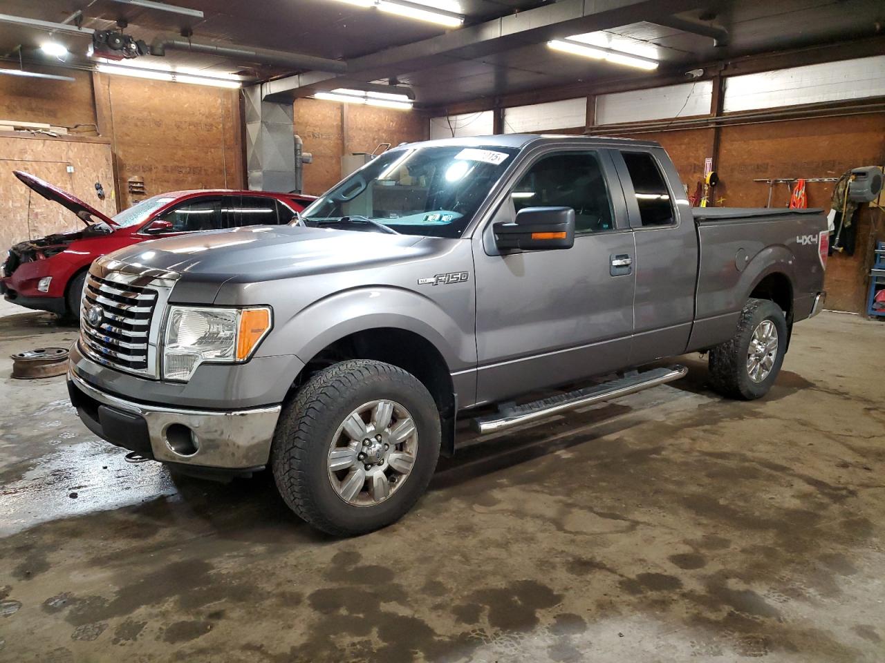 FORD F-150 SUPER CAB