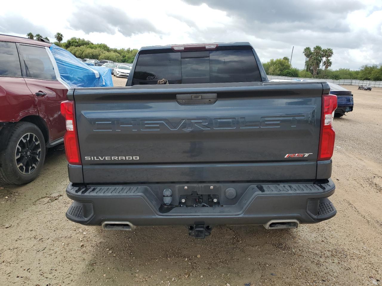 CHEVROLET SILVERADO K1500 RST