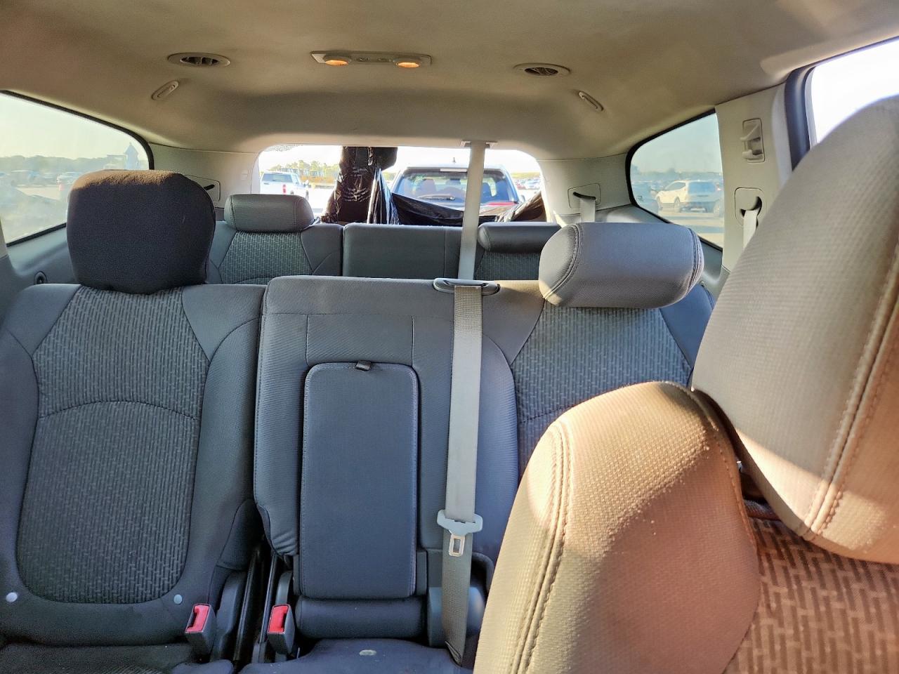 CHEVROLET TRAVERSE LS