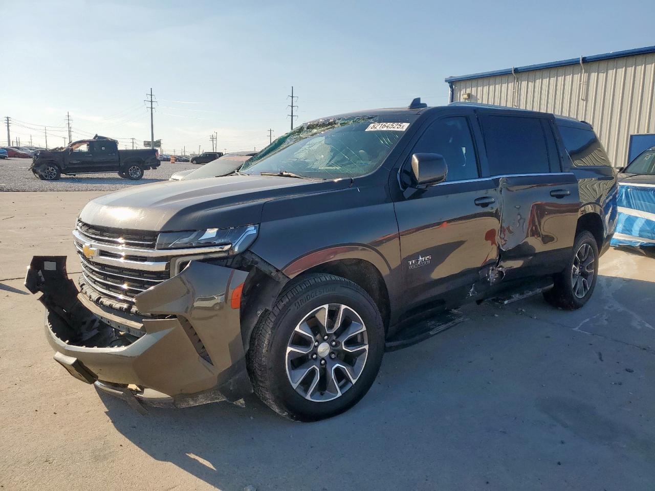 CHEVROLET SUBURBAN C1500 LT