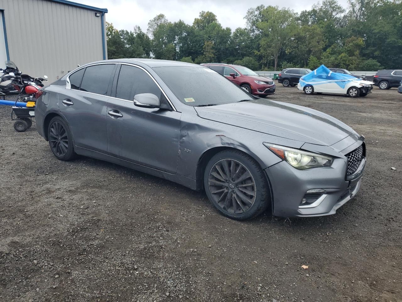 INFINITI Q50 LUXE