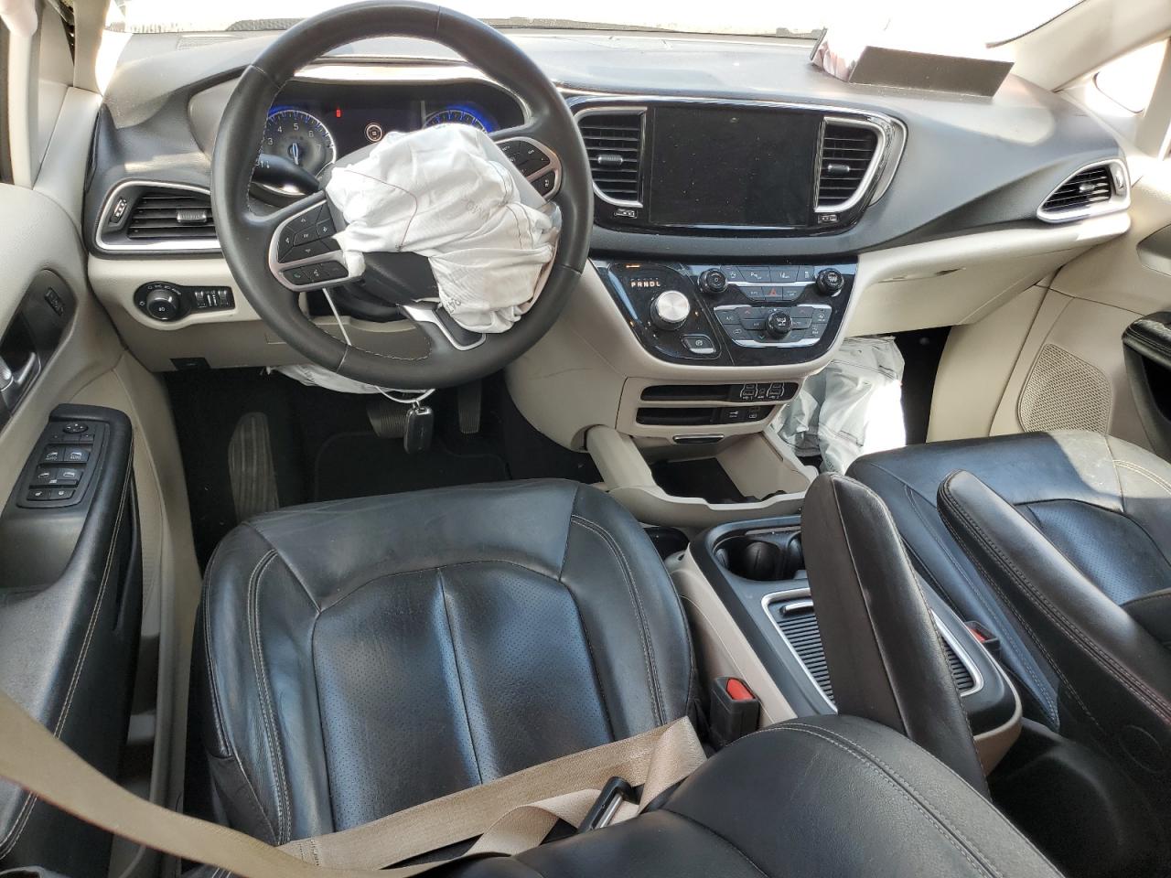 CHRYSLER PACIFICA TOURING L