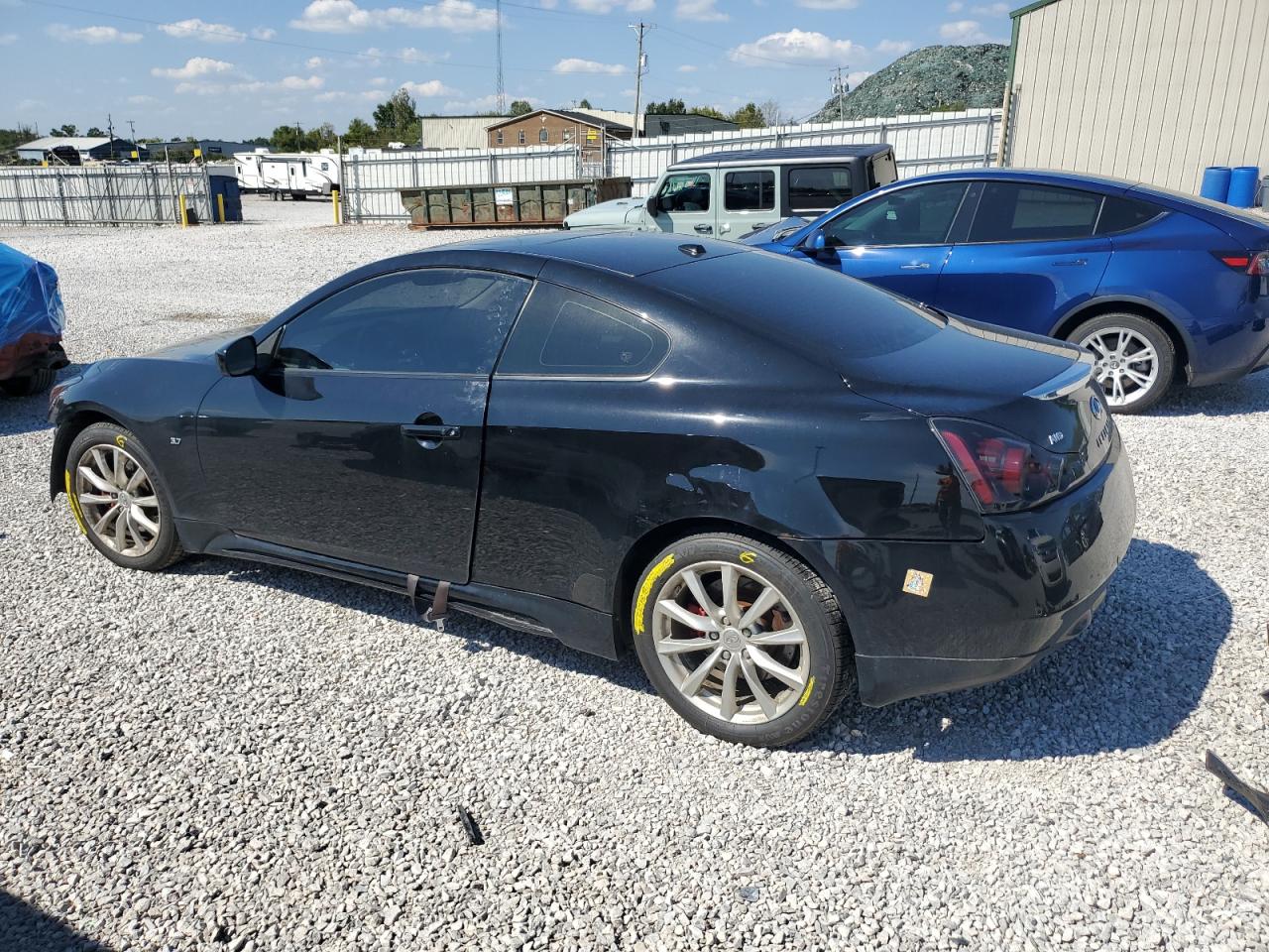 INFINITI Q60 JOURNEY