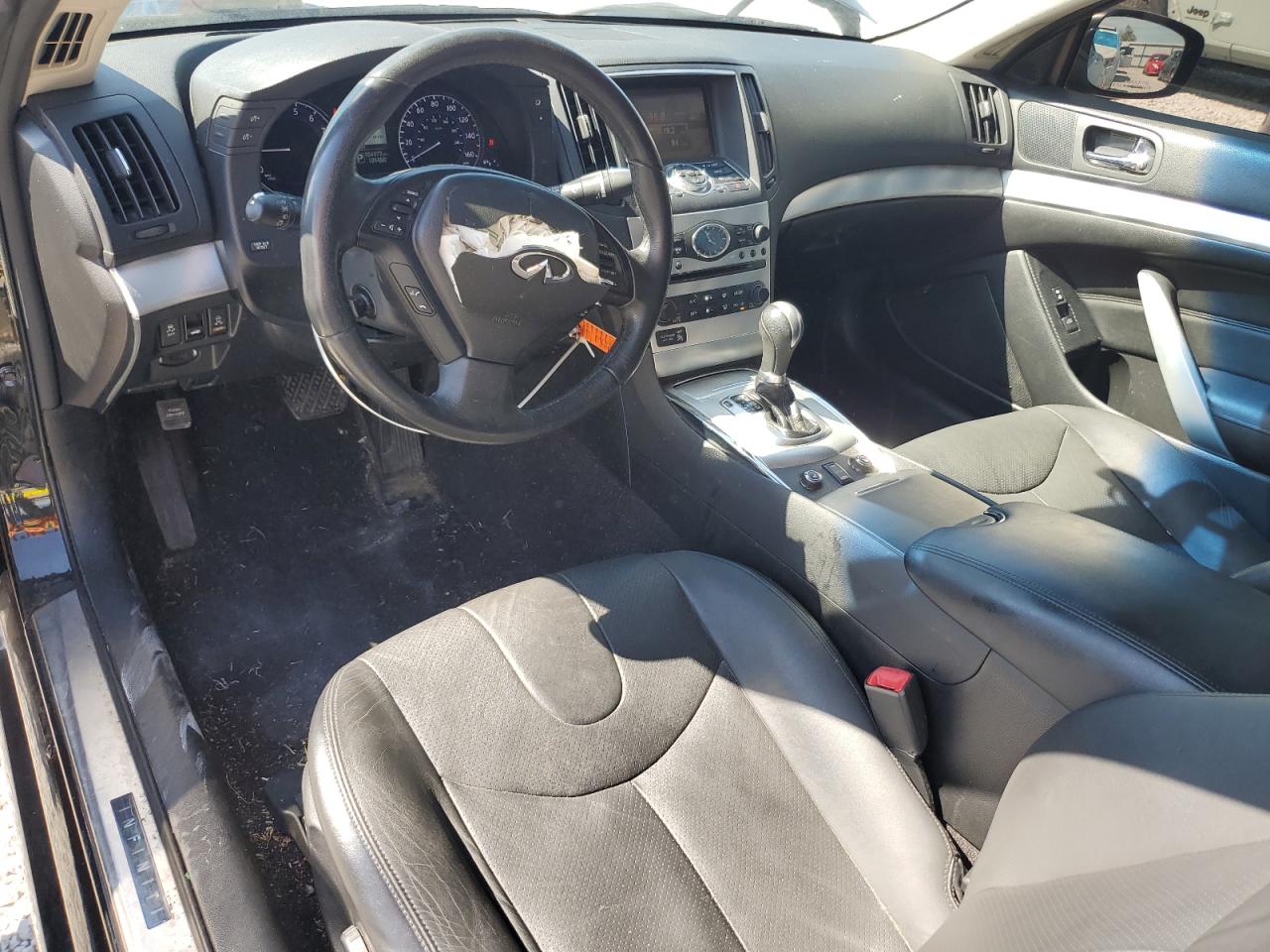 INFINITI Q60 JOURNEY