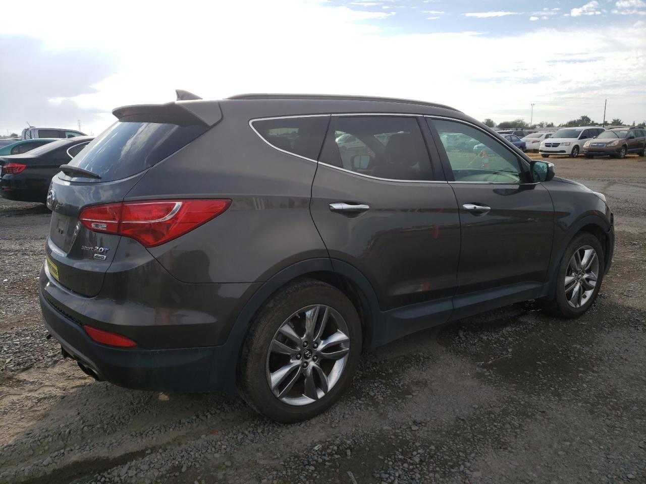 HYUNDAI SANTA FE SPORT