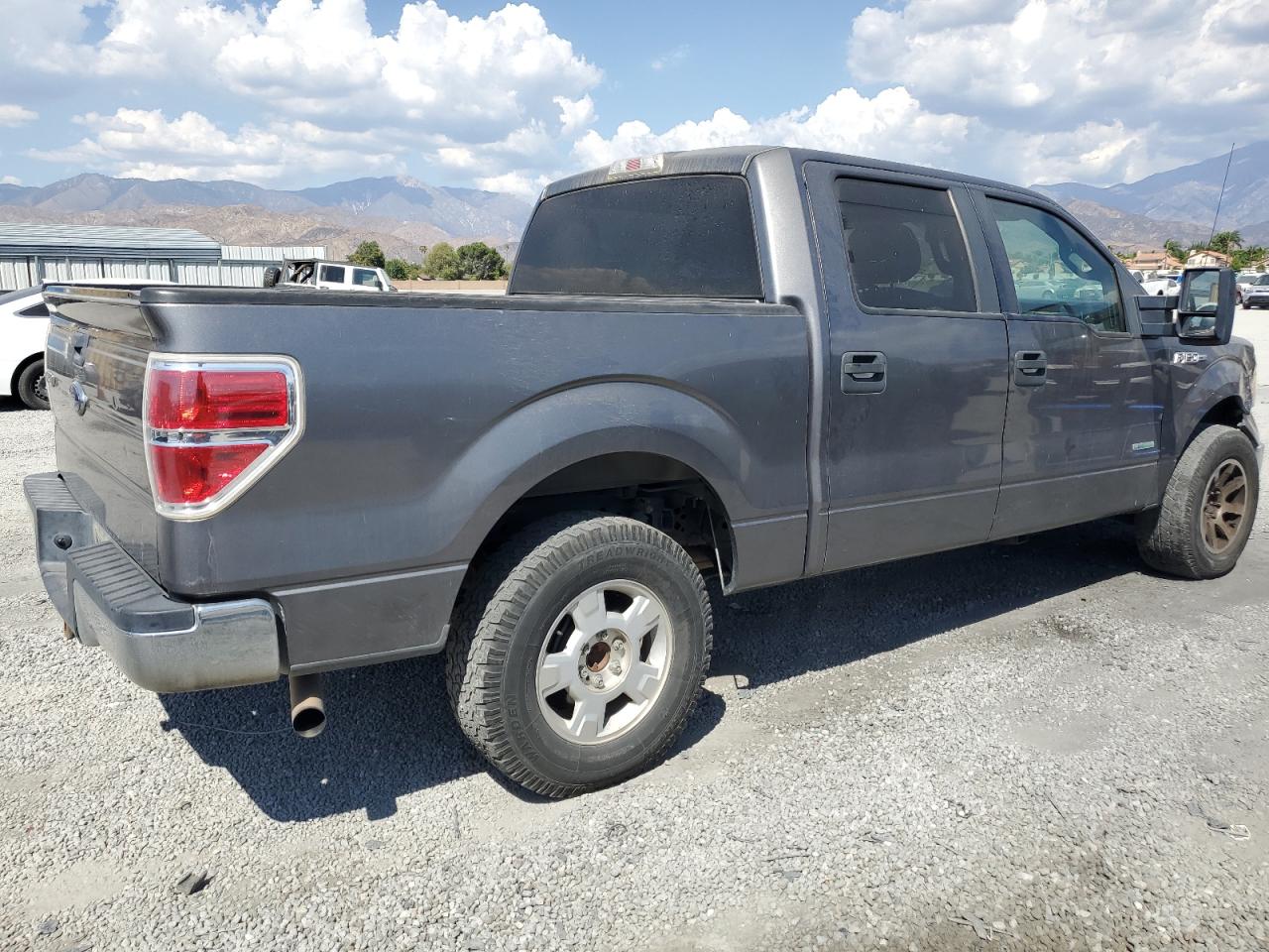 FORD F-150 SUPERCREW