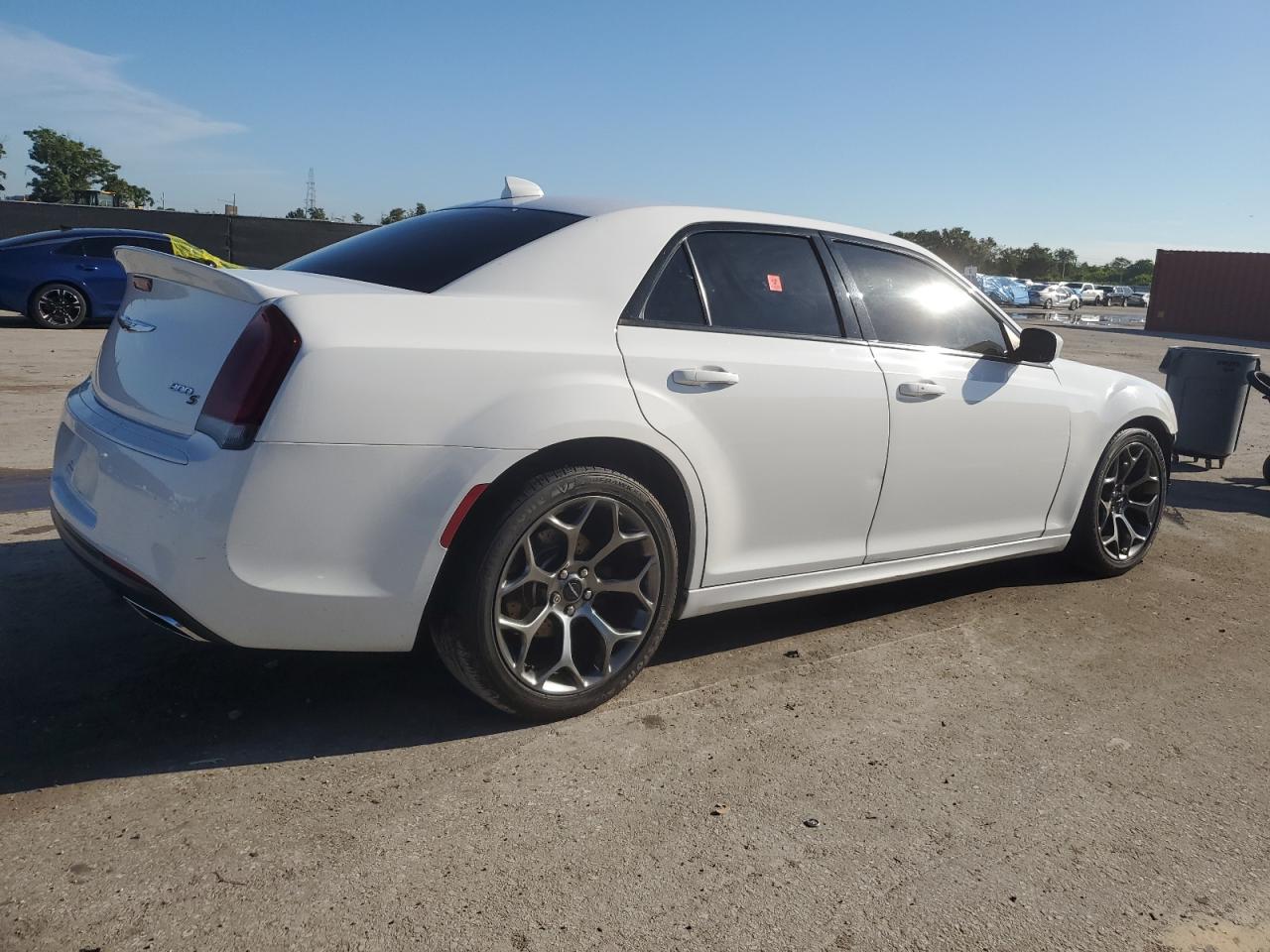 CHRYSLER 300S S