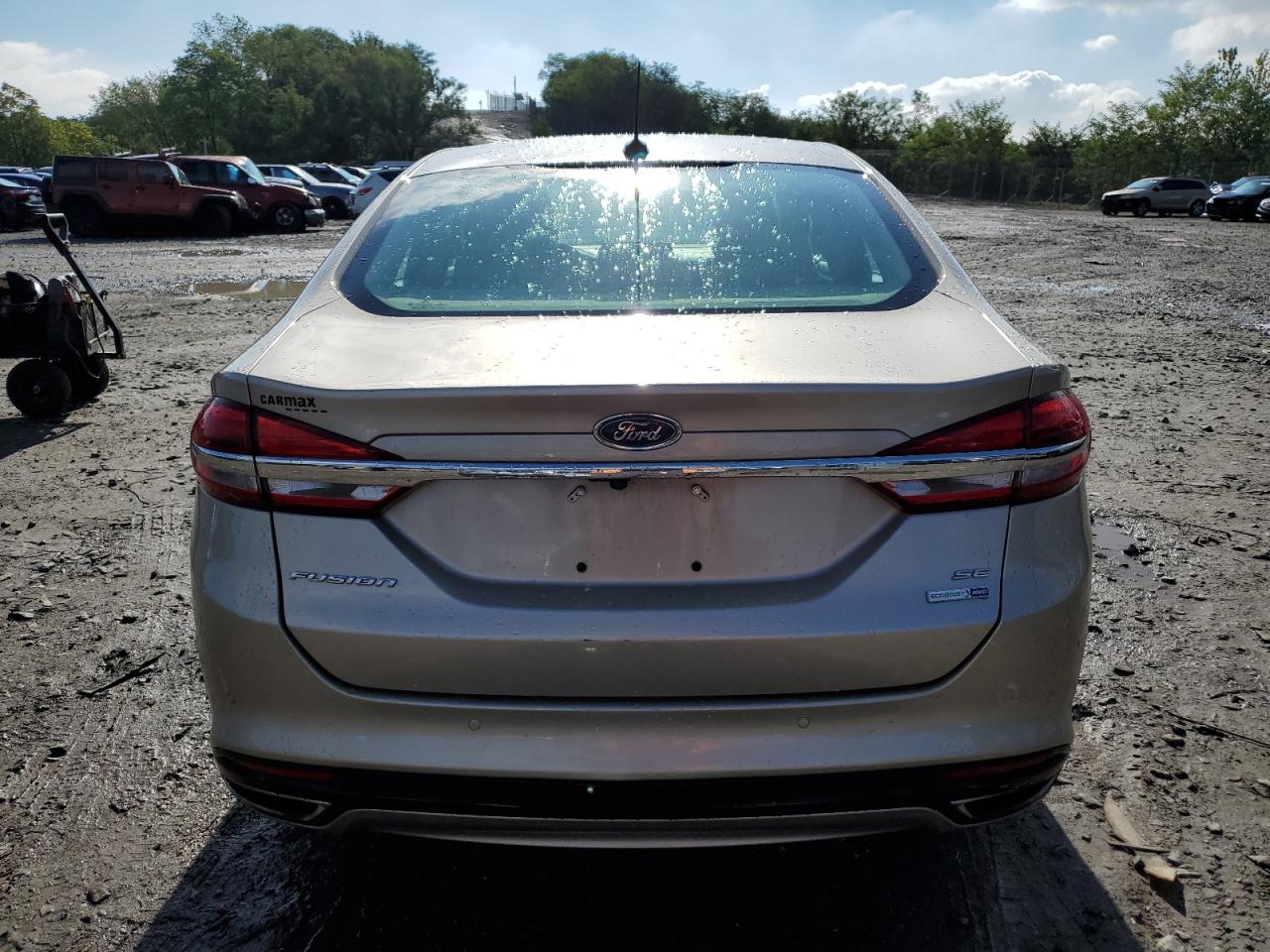 FORD FUSION SE