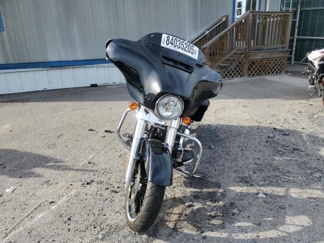 2022 HARLEY-DAVIDSON FLHX 1HD1KBC18NB650297